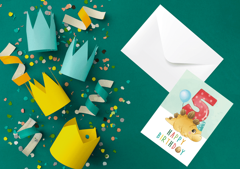 Friendly Fox Geburtstagskarte für Kinder, Dino Glückwunschkarte zum Kinder Geburtstag, A5 Happy Birthday Karte mit Umschlag