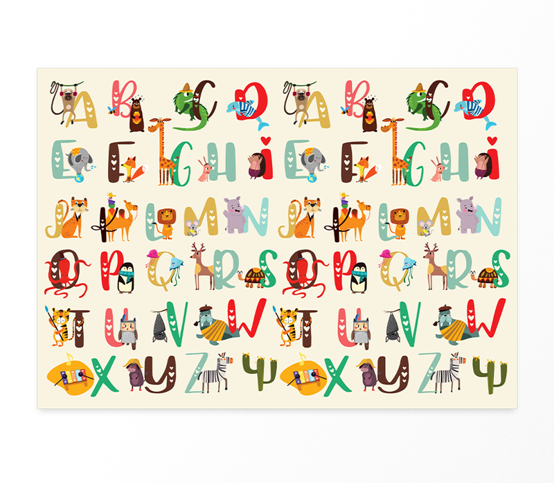 Geschenkpapier mit Tieren und Alphabet